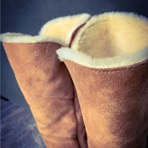 Rare Above the Knee Ugg Boots